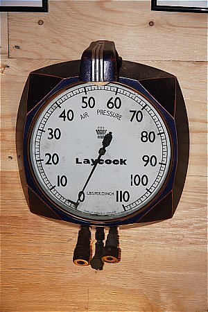 LAYCOCK AIR METER - click to enlarge